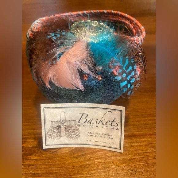 Basket Gourd with Raku finish - Artist made by Martha Cline Turquoise Feathers - Picture 3 of 13